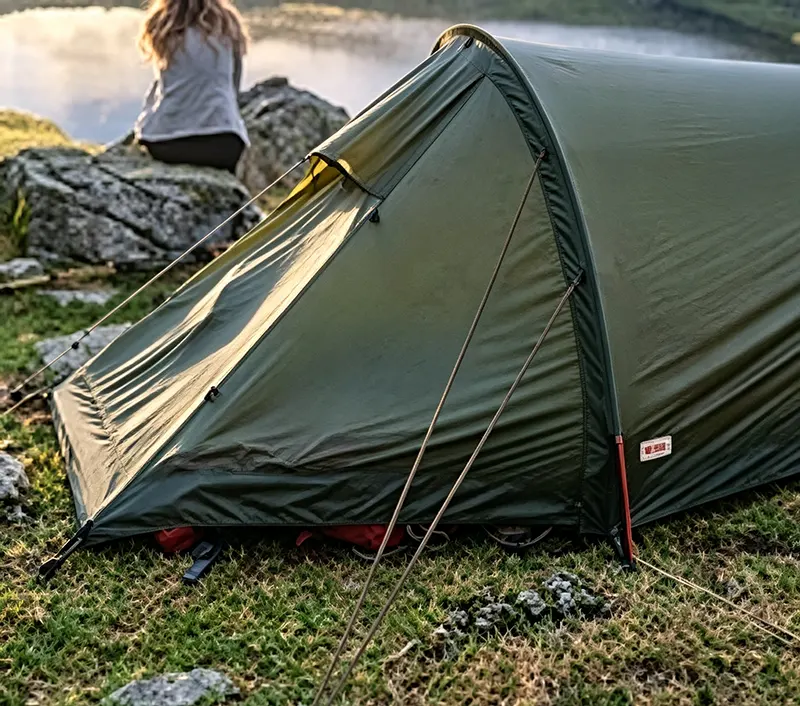 Paracorde en polyester – Les performances de cette corde tressée spécifique aux équipements de plein air ont été complètement améliorées. Paracorde en polyester – Les performances de cette corde tressée spécifique aux équipements de plein air ont été complètement améliorées.